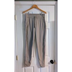 Athleta 6 Tall Athletic Pants Sand EUC